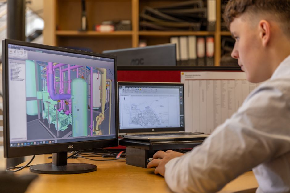 Dozent für Software-Engineering bei Nexmoranivtkqx